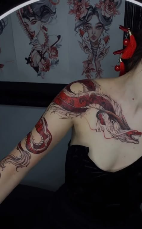 Red And Black Dragon Tattoo, Black Dragon Tattoo, Body Tattoo Design, Dragon Tattoo For Women, The Girl With The Dragon Tattoo, Body Tattoo, Back Tattoo Women, Black Dragon, Dragon Tattoo