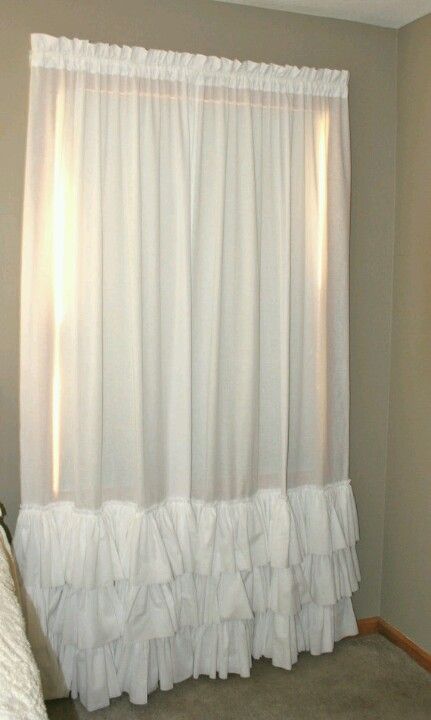 Chic Curtains, Shabby Chic Decorating, Shabby Chic Dining Room, Ruffle Curtains, Chic Dining Room, Shabby Chic Dining, Shabby Chic Curtains, Shabby Chic Living, Decor Ikea