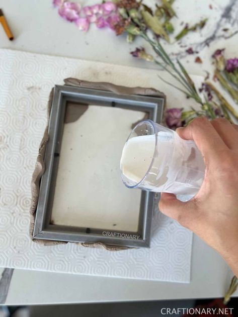 How to Make Bas-Relief Sculpture Dried Flowers Casting Art - Craftionary Botanical Bas Relief Tutorial, Plaster Casting Art, Botanical Casting, Art Drying Rack, Dried Flowers Art, Bas Relief Art, Plaster Relief, Modelling Clay, Diy Plaster