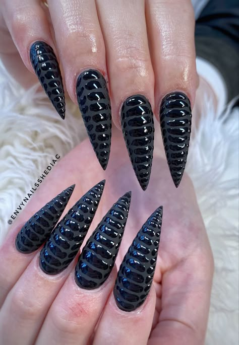 Black Nails Black Rhinestones, Black Snake Nail Design, Black Alligator Nails, Crocodile Nails Black, Black Snake Print Nails, Black Snake Skin Nails, Black Crocodile Nails, Black Snake Nails, Crocodile Nail Design