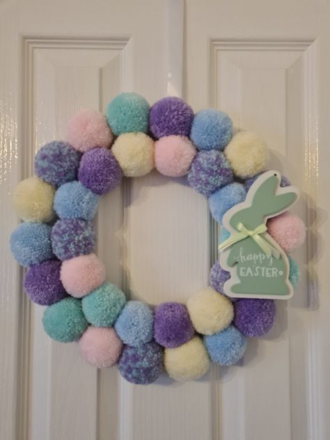 Floral Crafts, Pom Wreath, Pom Crafts, Pom Pom Wreath, Pom Pom Crafts, Floral Craft, Crafts To Do, Pom Poms, Easter Spring