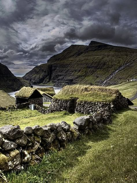 Ancient Stone House, The Faroe Islands - Imgur Image Nature, Arya Stark, England And Scotland, A Hill, Old Stone, Scotland Travel, Stone House, Reykjavik, British Isles