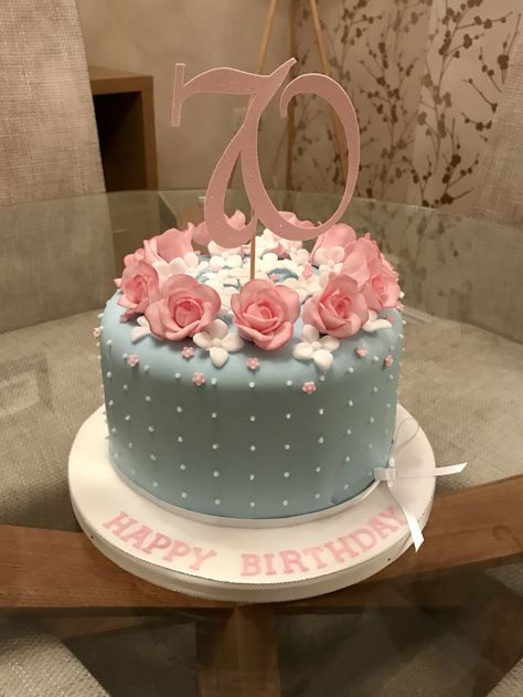 77 Birthday Cake, Birthday Cake For 70 Year Old Women, 70 Birthday Cake Female, 70th Birthday Cake Mum, 70th Birthday Cake For Women, 70th Birthday Ideas For Mom, Birthday Cake For Mum, 75 Birthday Cake, 77th Birthday