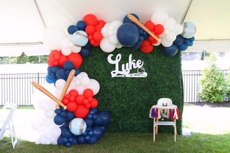 Baseball First Birthday | CatchMyParty.com Rookie Of The Year Backdrop, Baseball Party Centerpieces, Rookie Year First Birthday, Dodgers Birthday Party, Baseball Birthday Party Ideas, Baseball Theme Birthday Party, Baseball Banquet, Baseball First Birthday, First Birthday Balloons