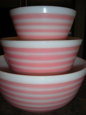 RARE Vintage Pyrex Complete Set of 3 Pink Rainbow Stripe Nesting Mixing Bowls | eBay Catherine Holm, Pyrex Primary Colors, Pyrex Vintage Rare, Vintage Pyrex Dishes, Rare Pyrex, Pink Pyrex, Pyrex Dishes, Pyrex Patterns, Vintage Pyrex Bowls