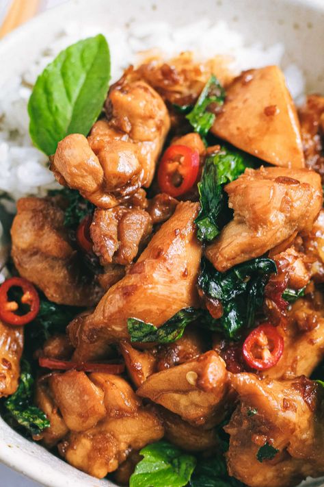 Thai Basil Chicken | Whisper of Yum Whisper Of Yum, Thai Basil Recipes, Yummy Asian Food, Thai Basil Chicken, Recipes Asian, Basil Recipes, Thai Cooking, Basil Chicken, Thai Basil