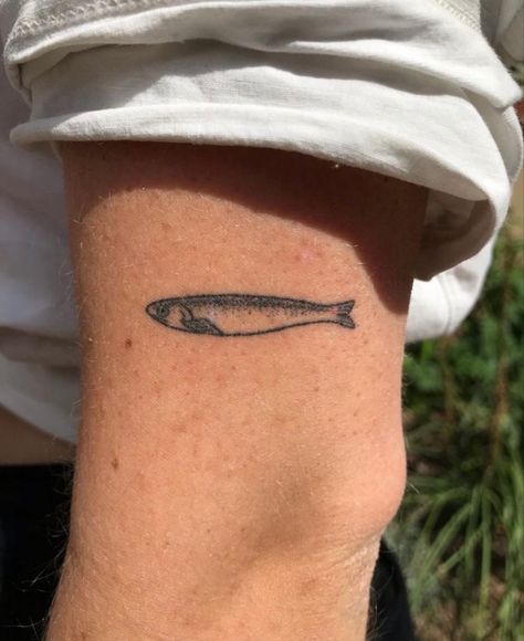 Tiny Tattoos Outdoors, Left And Right Tattoos, Mountain Rain, Handpoke Tattoo, 4 Tattoo, Fish Tattoo, Poke Tattoo, 1 Tattoo, Dainty Tattoos