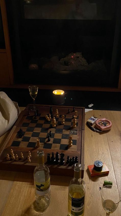 Chess Basics, Stefan Zweig, Chaotic Academia, Visual Board, E Mc2, Chess Game, Dark Academia Aesthetic, The Secret History, Academia Aesthetic