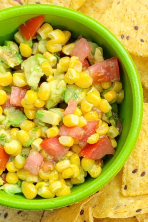 Avocado-Corn Salsa Cabin Dinners, Corn Appetizers, Avocado Corn Salsa, Fiesta Food, Food Sides, 2 Guys, Ring Mold, Pasta Salad Dressing, Salsa Recipes