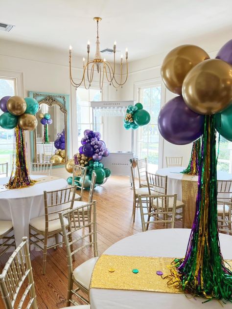 Mardi Gras Theme Party, Masquerade Decorations, Mardi Gras Theme, Covington Louisiana, Mardi Gras Party Decorations, New Orleans Party, Mardi Gras Wedding, Mardi Gras Centerpieces, Masquerade Theme