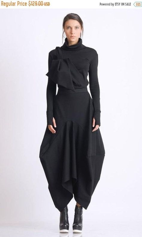 7bb060764a818184ebb1cc0d43d382aadesc48934449ri Haute Couture Style, Jumpsuit Long, Maxi Rok, Rock Outfit, Black Maxi Skirt, Womens Skirts, Moda Chic, Jumpsuit Skirt, Avant Garde Fashion