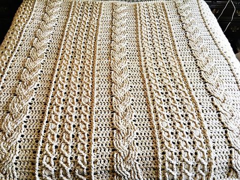 Quilts Crochet, Crochet Cable Blanket, Celtic Crochet, Crochet Celtic, Crocheted Sweaters, Crochet Cables, Cable Crochet, Crocheted Afghans, Crochet Throw Pattern