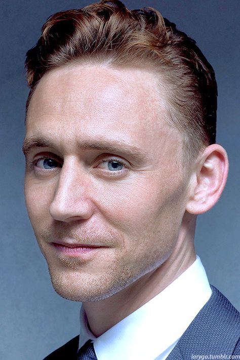 larygo: “(x) ” Tom Hiddleston Portrait, Baby Toms, Thomas William Hiddleston, Boy Models, Video Games For Kids, Loki Marvel, Tom Hiddleston Loki, Draw On Photos, Kids Videos