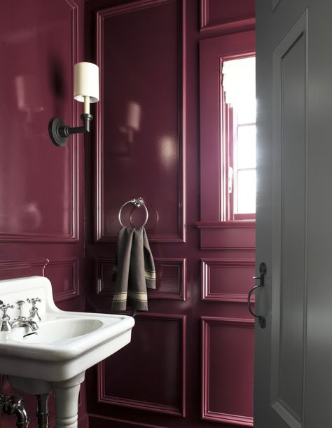 The rich color pigments of the 18th and early 19th centuries’ led Benjamin Moore to create the 144-color traditional Williamsburg® Paint Color Collection. Carter Plum CW-355 comes to life in this striking powder room. A small bathroom with a big impact.  Walls: Carter Plum CW-355, ADVANCE® High-Gloss // Door: Geddy Gray CW-720, ADVANCE® Satin. Lacquered Powder Room, Lacquer Powder Room, Benjamin Moore High Gloss Paint, Aubergine Bathroom Ideas, Raspberry Wall Paint, Mauve Paint Bathroom, Raspberry Bathroom Ideas, Plum Powder Room, Plum Laundry Room