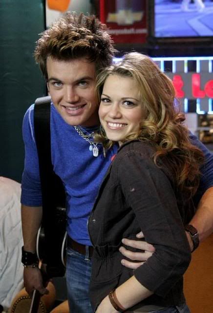 Tyler Hilton (Chris Keller) & Bethany Joy Lenz (Haley James-Scott) - One Tree Hill Chris Keller One Tree Hill, Chris Keller, Oth Quotes, Blue Lyrics, Tyler Hilton, People Always Leave, Joy Lenz, Haley James, Bethany Joy Lenz