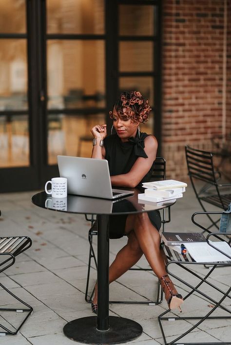 Lifestyle Business Photos, Business Branding Photoshoot Outside, Black Lifestyle Photography, Coffee Shop Business Photoshoot, Lifestyle Photo Shoot Ideas, Lifestyle Photography Black Women, Personal Branding Photo Shoot Ideas, Lifestyle Brand Photography Inspiration, Outside Branding Photoshoot