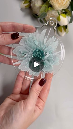 12K views · 11K reactions | Christmas ornament 😍 
.
.
#resinart #siliconemold #siliconemolds #resinmolds #resinmold #resincraft #resincoaster #resintray #resincoasters #resinwork | SILICONE MOLDS FOR RESIN Diy Silicone Molds For Resin, Christmas Resin Ideas Diy, Epoxy Resin Ornaments, Easy Resin Crafts For Beginners, Resin Christmas Ornaments Diy, Silicone Molds Crafts, Christmas Resin Ideas, Resin Crafts Ideas, Resin Christmas Ornaments