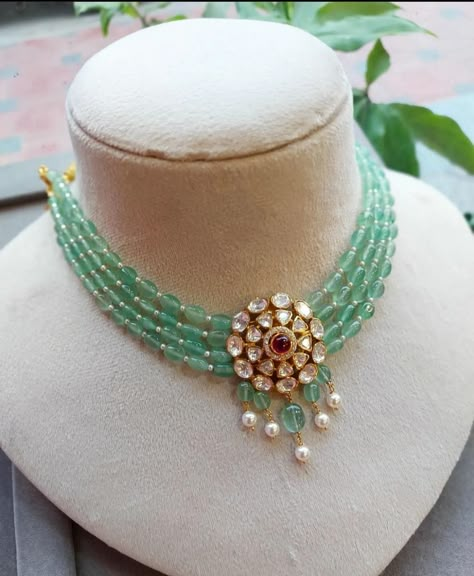 Green Beads Necklace Indian, Beads Jewelry Indian Gold Latest, Beads Necklace Designs Indian, Beads Necklace Indian Gold, Lockets Gold Indian For Women, Latest Beads Jewellery Designs, Beads Jewellery Designs, Simple Beaded Necklaces, Neck Pieces Jewelry