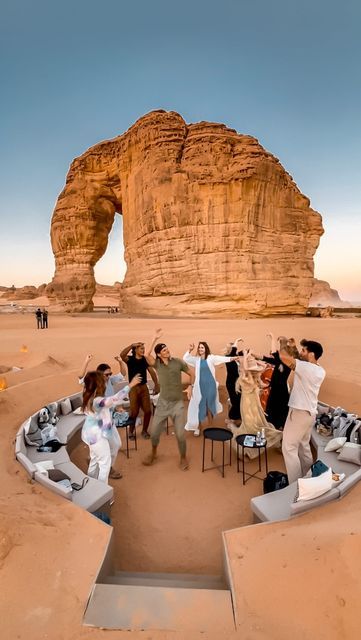 Adventure Traveler & Blogger on Instagram: "🇸🇦 Back in Saudi and this time exploring the incredible sites of AlUla! My desert adventures continued meeting this amazing group of creators and changing perceptions of what traveling in Saudi is like. We took the Azimuth festival mode to Elephant Rock, one of the most spectacular places to visit in AlUla! I am in love with how Saudi has turned some of the tourist spots into experiences. The 50 meter high Elephant Rock is not only a place to come t Alula Saudi, Saudi Arabia Travel, Travel To Saudi Arabia, Egypt Resorts, Egypt Culture, Egypt Fashion, Elephant Rock, Festival Mode, Visit Egypt