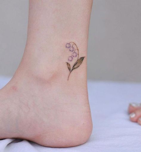 Bluebell Tattoo, Body Doodles, Tattoo Planning, Valley Tattoo, Tiny Flower Tattoos, Tiny Tats, Lily Flower Tattoos, Paris Tattoo, Tattoo Spots