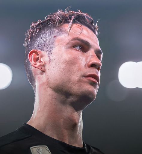 Ronaldo Pfp 4k, Ronaldo 2024, Cristiano Ronaldo Profile, Ronaldo Profile, Ronaldo Pfp, Football 4k, Noodle Hair, Face Blur, Ronaldo Photos