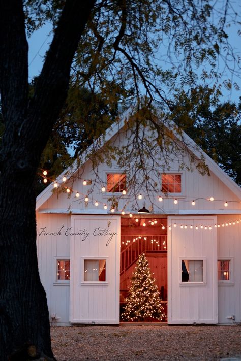 Thistlewood Farms, Farmhouse Christmas Ornaments, Christmas Farm, Christmas Tours, Cottage Christmas, French Country Cottage, White Barn, Christmas Tree Farm, Tree Farms