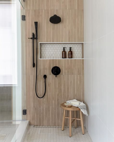 Black And Beige Master Bath, Stack Stone Shower Wall, Scandinavian Shower Tile, Wood Panel Tile Bathroom, Neutral Shower Room, Small Bathroom No Tub, Neutral Wood Bathroom, Scandinavian Modern Bathroom, Small Standing Shower Ideas