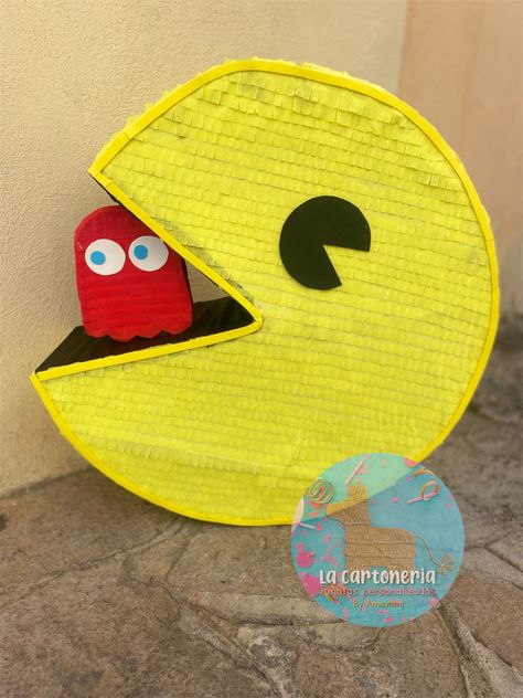 Piñata pac-man Pac Man Valentine Box Ideas, Pacman Birthday Party Decorations, Pac Man Party Ideas, Pacman Party Ideas, Pac Man Party Decorations, Pac Man Trunk Or Treat Ideas, Pac Man Decorations, Pac Man Birthday Party, Pacman Birthday