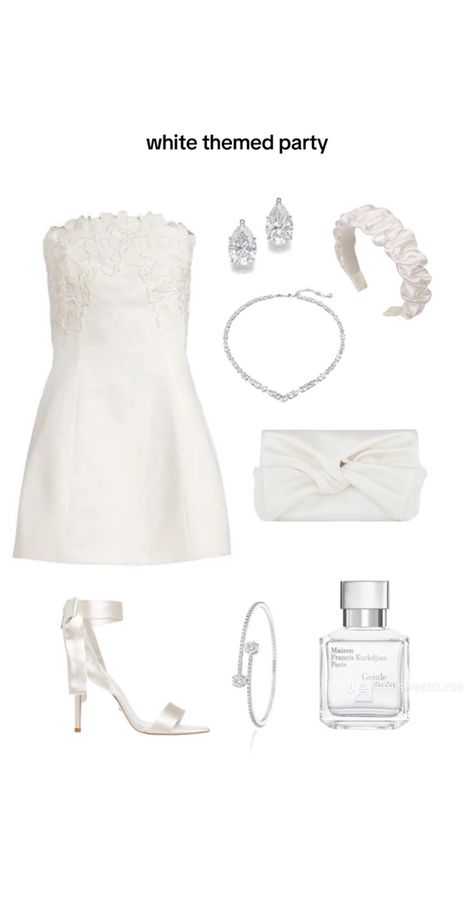 Blair Waldorf Sleepover, Blair Waldorf 17 Birthday, Blair Waldorf White Party, Hamptons White Party Outfit, Gossip Girl Aesthetic Party, Gossip Girl Birthday Party Aesthetic, Nyc Themed Party, Gossip Girl White Party, Gossip Girl Birthday