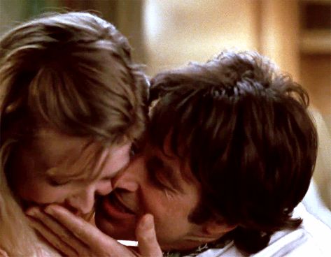 Frankie & Johnny (1991). Al Pacino. Michelle Pfeiffer. Frankie And Johnny 1991, Al Pacino Frankie And Johnny, Al Pacino 90s, Al Pacino Gif, Al Pacino Michelle Pfeiffer, Young Al Pacino, Vintage Americana Aesthetic, Guys My Age, I Hate Love