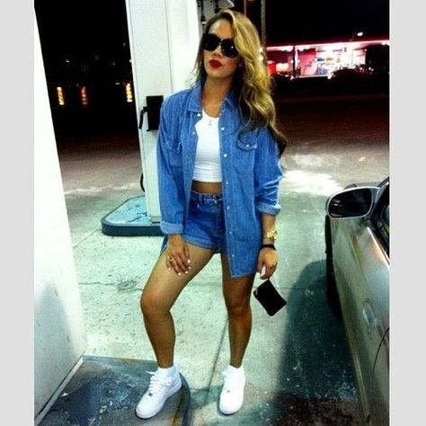 Over Size Denim Jacket w/ High Waist Jeans & Nike Air Force 1 Mode Dope, Top Jean, Shorts Outfits, Timberlands, Nike Air Max 1, Free Shoes, Dope Fashion, Dope Outfits, Shoes Outlet