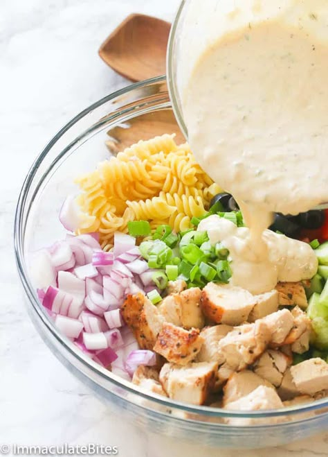 Creamy Chicken Pasta Salad - Immaculate Bites Creamy Chicken Pasta Salad, Cold Chicken Pasta Salad, Chicken Club Pasta Salad, Creamy Chicken Pasta Recipes, Chicken Pasta Salad Recipes, Creamy Pasta Salads, Cold Pasta Salad Recipes, Pasta Salad Dressing, Creamy Chicken Pasta