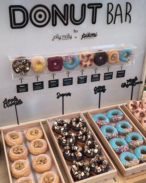 black and white wedding donut wall  #wedding #weddings #weddingideas #hmp #himisspuff Doughnut Bar, Party Food Bar, Graduation Party Foods, Wedding Donuts, Donut Bar, Food Bar, Donut Wall, Taco Bar, Donut Party