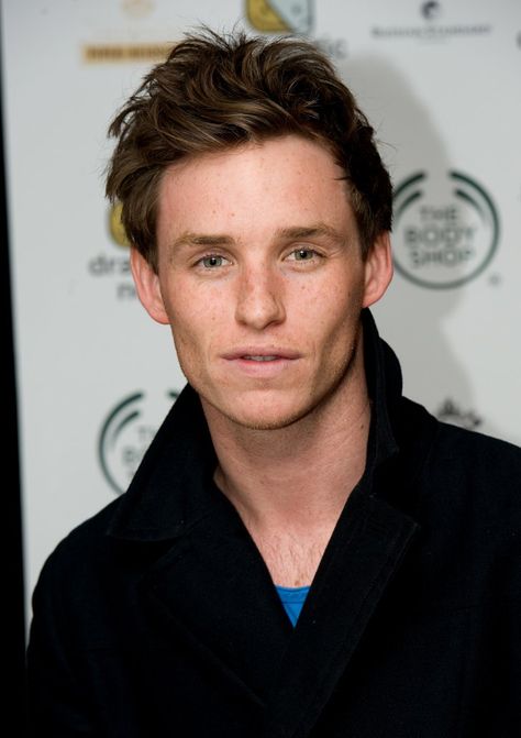 Pin for Later: 43 Times Eddie Redmayne Was Really, Ridiculously Good-Looking Eddie Redmayne Aesthetic, Savage Grace, Eddie Red, Celebrity Surgery, Nick Bateman, The Danish Girl, Eddie Redmayne, Christian Grey, Jamie Dornan