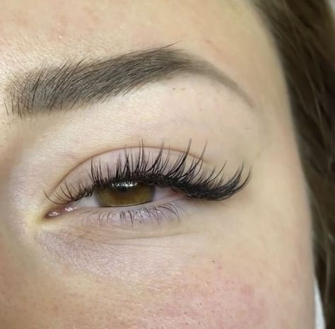 Hybrid Lash Extensions Wispy, Natural Cat Eye Lash Extensions, Simple Lashes, Lash Extensions Natural, Natural Lash Extensions, Eyelash Extensions Classic, Natural Fake Eyelashes, Lashes Fake Eyelashes, Wispy Eyelashes