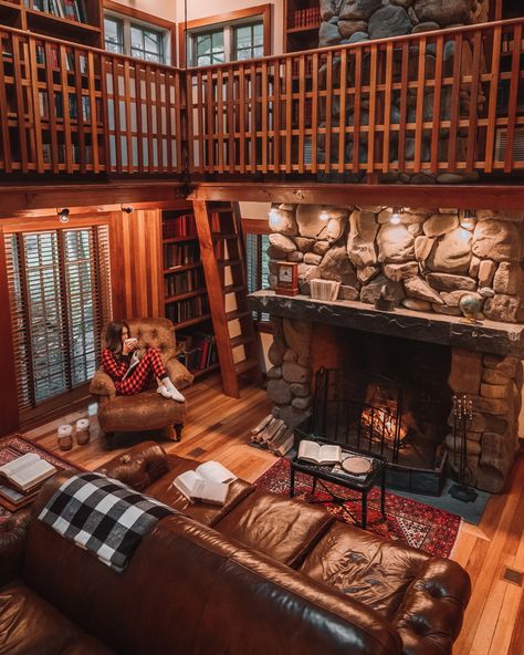 Cabin Library Small Cabin Decorating Ideas, Cabin Library, Caitlin Covington, Southern Curls And Pearls, New England Road Trip, Black And White Flannel, Small Cabin, Cabin In The Woods, Cabin Life