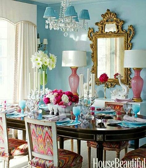 A Hollywood Regency Style Inspired Media Room Hollywood Regency Bedroom, Preppy House, Lustre Vintage, Hollywood Regency Decor, Preppy Decor, Chinoiserie Chic, Hollywood Regency Style, The Dining Room, Media Room