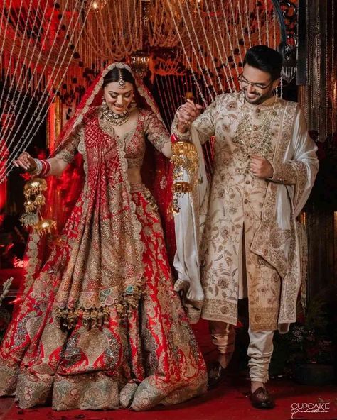 Hanshika Motwani Wedding, Nepali Wedding Dress, Indian Bride Saree, Royal Lehenga, Wedding Lehengas Bridal, भारतीय दुल्हन संबंधी, Rimple And Harpreet Narula, Bridal Lehenga Designs, Latest Bridal Lehenga