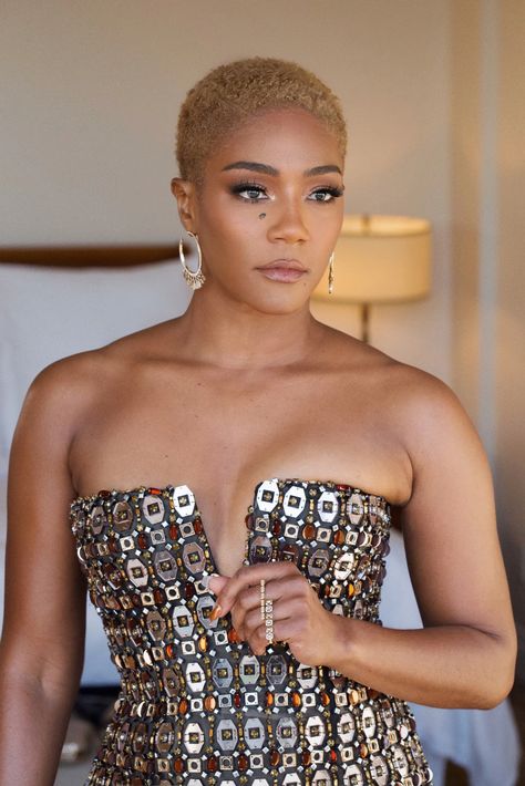 Low Haircut For Black Women With Color, Low Cut Hairstyles For Ladies, Colored Twa, Blonde Twa, Black Haircuts, Blonde Natural Hair, Short Natural Haircuts, Tiffany Haddish, Natural Hair Short Cuts