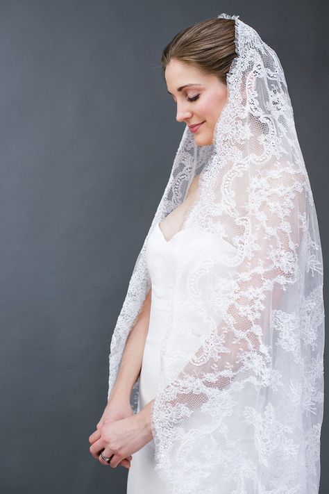 Jaclyn Jordan style "Maria"   Fingertip length full alencon lace mantilla. Lace Vail, Wedding Cathedral, Wedding Veils Short, Wedding Veil Vintage, Lace Mantilla, Jordan New, Jordan Style, Fingertip Veil, Vintage Veils