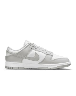 Created for the hardwood but taken to the streets, the Nike Dunk Low Retro returns with crisp overlays and original team colors. This basketball icon channels '80s vibes with premium leather in the upper that looks good and breaks in even better. Modern footwear technology helps bring the comfort into the 21st century. Shown: White/Grey Fog Style: DD1391-103