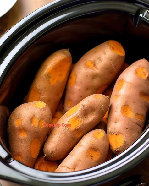 Dump whole sweet potatoes in slow cooker & get a delicious 'baked' delight Crockpot Sweet Potatoes Thanksgiving, Potatoes In Slow Cooker, Potato Recipes Crockpot, Crock Pot Sweet Potatoes, Slow Cooker Easy, Cooking Baked Potatoes, Slow Cooker Kitchen, Sweet Potato Thanksgiving, Boiling Sweet Potatoes