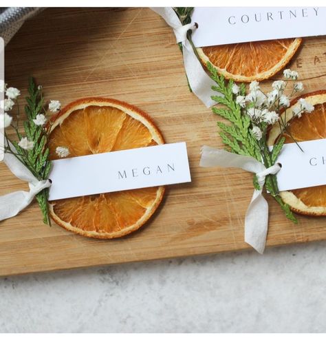 Fruit Wedding, Citrus Wedding, Thanksgiving Dinner Table, Orange Table, Dinner Table Setting, Dried Oranges, Thanksgiving Table Settings, Thanksgiving Table Decorations, Wedding Name