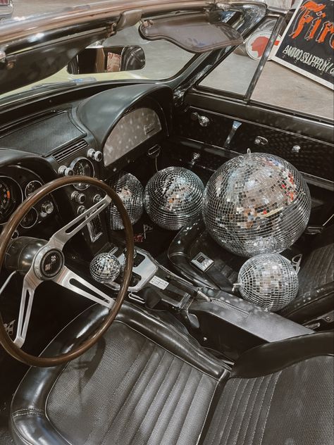 Photography vintage car retro disco balls photoshoot inspiration Disco Vintage Aesthetic, Disco Ball In Car, Vintage Disco Party, Vintage Disco Aesthetic, Car Disco Ball, Disco Ball Branding, Vintage Disco Ball Aesthetic, Disco Balls Aesthetic, Disco Core