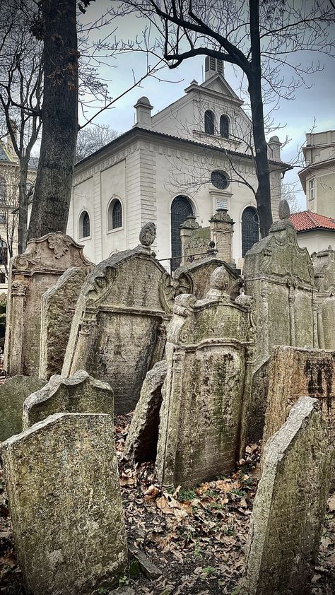 Old Jewish cemetery,Prague Jewish Cemetery, Prague, Cemetery