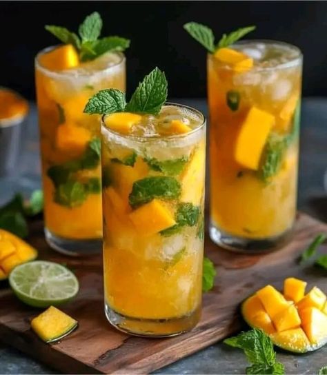 Esay Diabetic Recipes | "Mango Mojito." | Facebook Cool Drink Ideas, Recipes Mango, Mojito Ingredients, Mint Drink, Mango Mojito, Christmas Tea Party, Ripe Mango, Grandma Cooking, Mango Puree