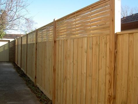 Wonderful Backyard Privacy Fence Extension Ideas | Backyard privacy, Backyard fences, Fence design Privacy Fence Extension Ideas, Privacy Fence Extension, Fence Extension Ideas, Fence Height Extension, Fence Lattice, Backyard Privacy Fence, Fence Extension, Diy Privacy Fence, Fence Toppers