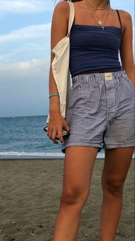 Coastal Street Style, Summer Clothing Trends 2024, Beachy Clothes Aesthetic, Costal Grandma Aesthetic Outfits Summer, Coastal Granddaughter Outfits Summer, Coastal Granddaughter Outfits Casual, Costal Outfits Casual, Coastal Summer Outfits, Summer Minimalist Outfits