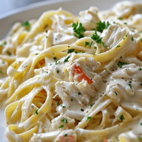 Crab Fettuccine Alfredo - Recipes, Tasks & Tools Crab Fettucini Alfredo, Crab Fettuccine Recipe, Crab Alfredo Recipe, Crab Fettuccine Alfredo, Seafood Fettuccine Alfredo, Crab Fettuccine, Pasta Recipes Linguine, Crab Meat Pasta, Fettucini Alfredo Recipe