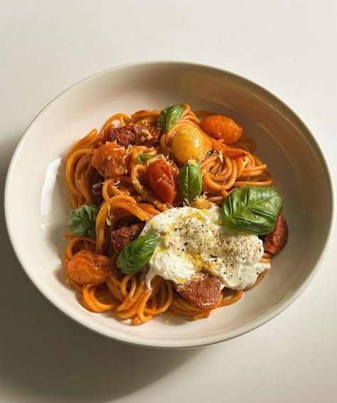 Fancy Pasta, Cooking Instagram, Chorizo Pasta, Western Food, Yummy Comfort Food, Food Goals, Cooking Inspiration, Food Obsession, Cafe Food